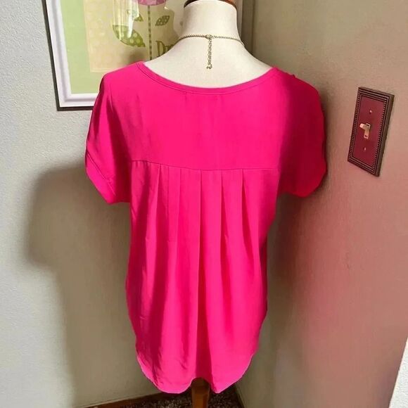NWT Pleione Vibrant Pink Short Sleeved Blouse #139 - Picture 5 of 5